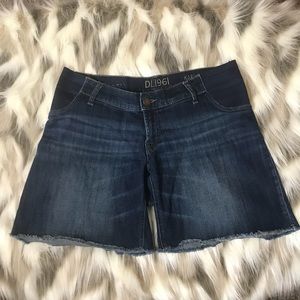 SOLD DL1961 Karlie Maternity Boyfriend Shorts